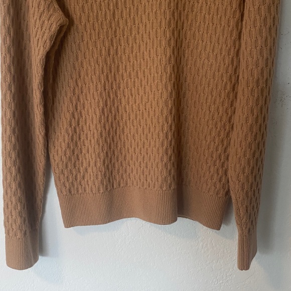 Abercrombie & Fitch Men's Camel Waffle Knit Crewneck Sweater - Picture 4 of 7